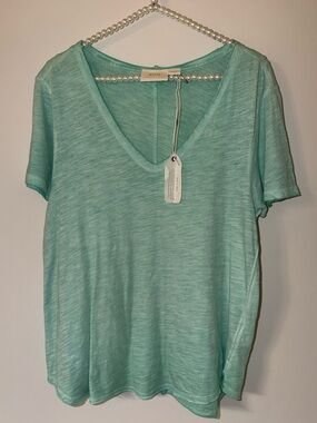 NWT Anthropologie Maeve "The Daily" Textured Tee - Medium